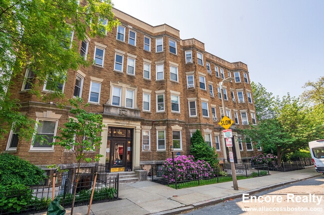 Photo - 124 Peterborough St Unit 11