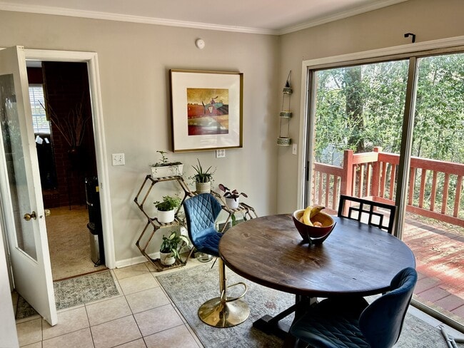 Photo - 2493 Shallowford Rd