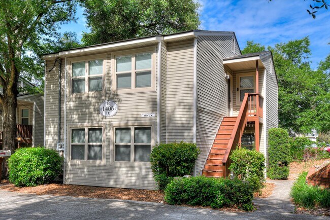 Photo - 1406 Johns Rd