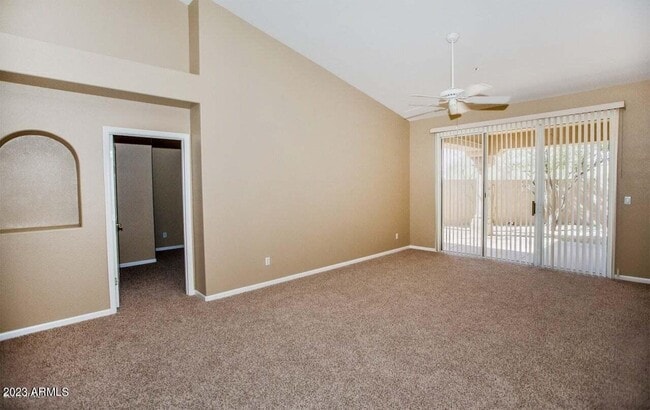 Photo - 8910 E Maple Dr