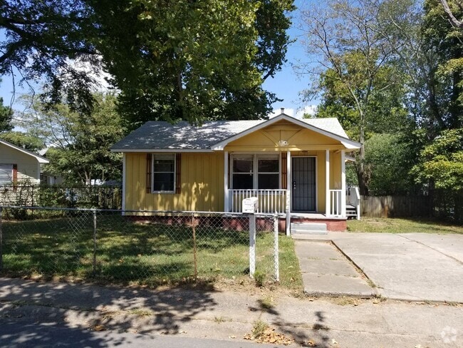 Building Photo - 2 Bedroom and 1 bath Central air and heat Rental