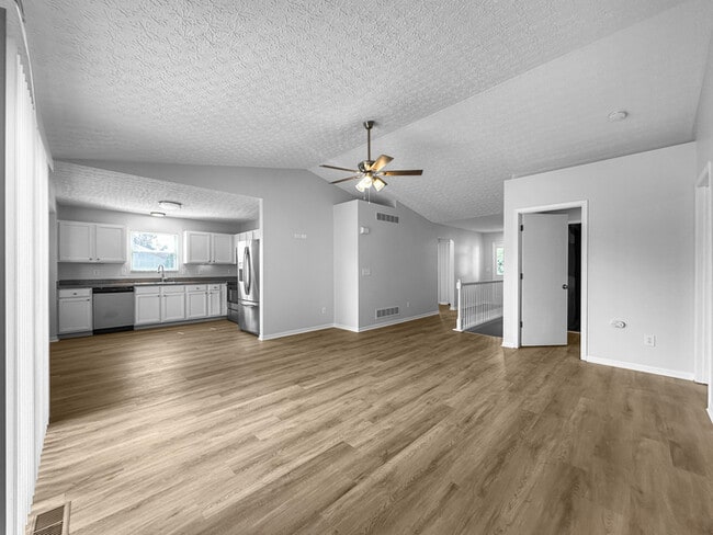 Photo - 9030 Trinity Cir