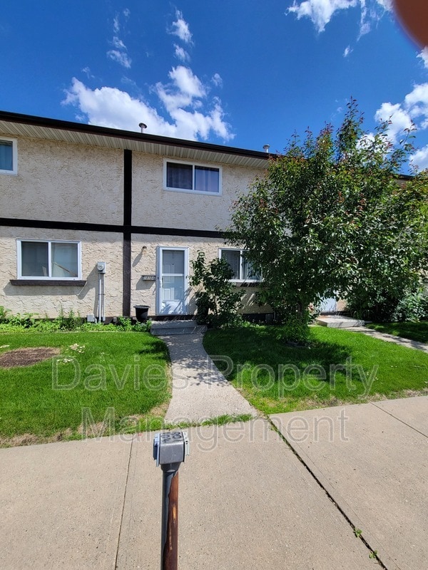 Photo - 18104-18193 93 Ave NW