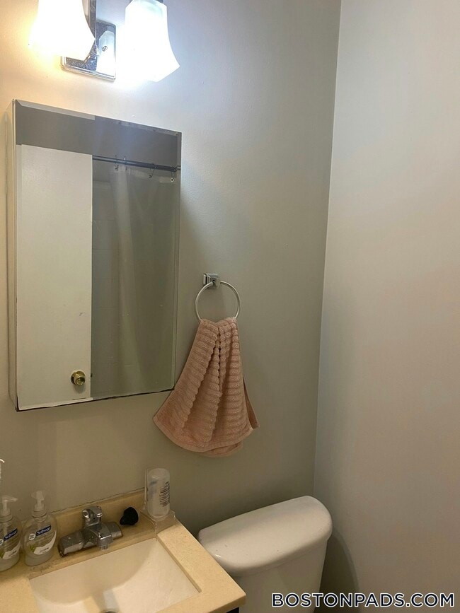 Photo - 38 Hemenway St Unidad 2