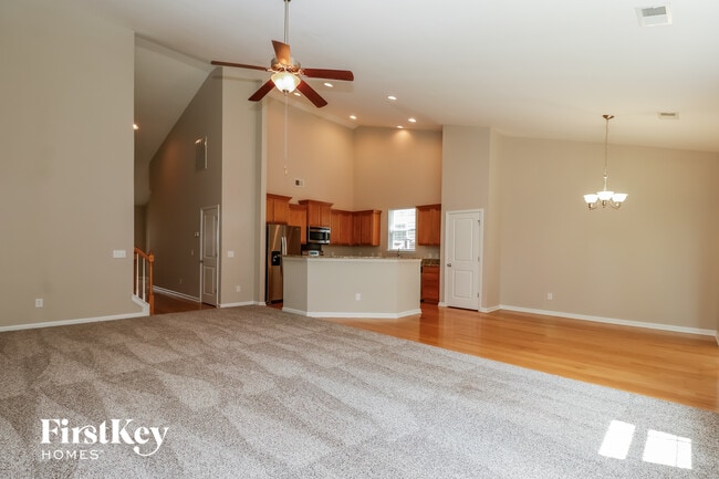 Photo - 115 Marinella Dr