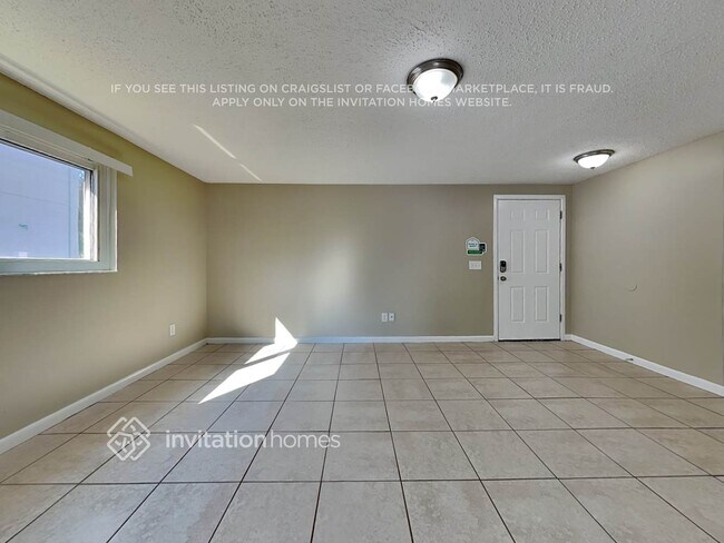 2818 W Shelton Ave