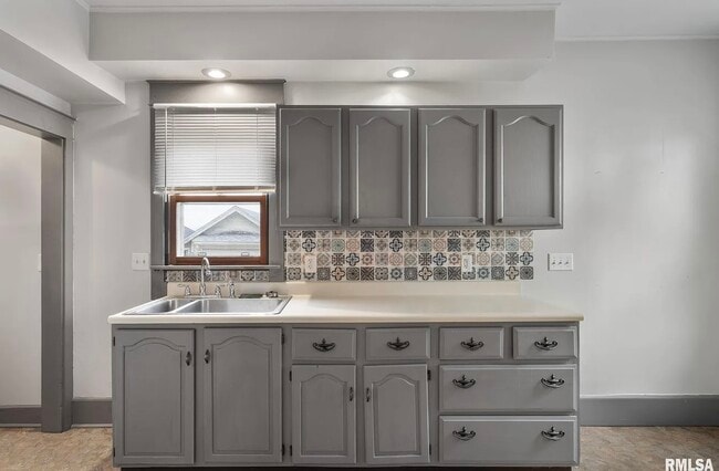 Photo - 1525 11th Ave