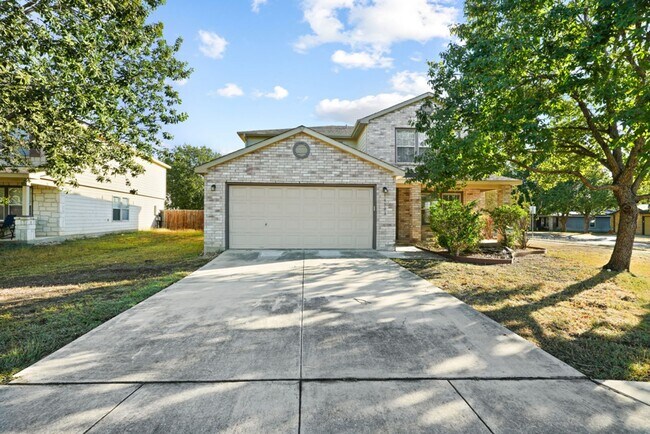 Photo - 5 Bedroom/3 Bath Retama Springs Subdivision