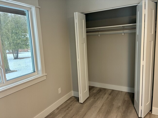 Photo - 8507 Maple St