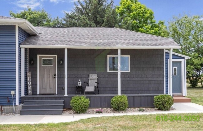 Photo - Zeeland Gem! Gorgeous 2 Bed/2 Bath Single-...