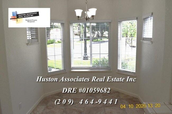 Photo - 3915 Bridlewood Cir