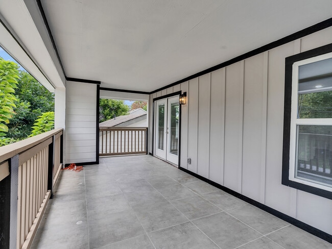 Photo - 6742 Madrid St