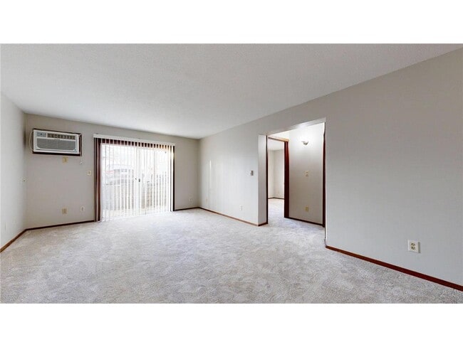 Building Photo - 924 21st Ave S Unit 2