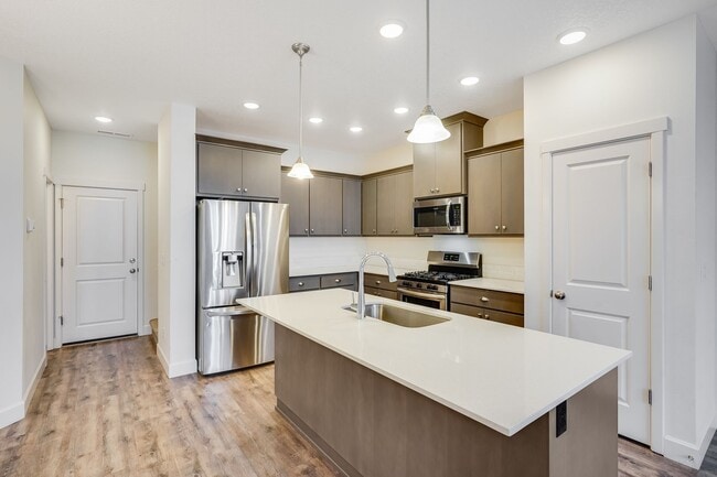 Photo - $500 off First Months rent