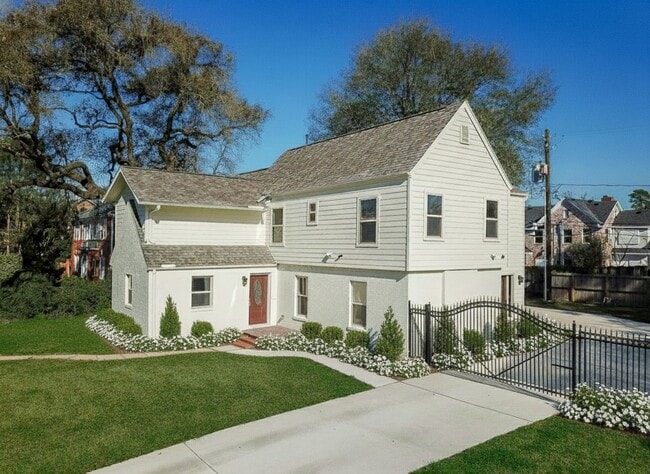 Photo - 3415 Southmore Blvd