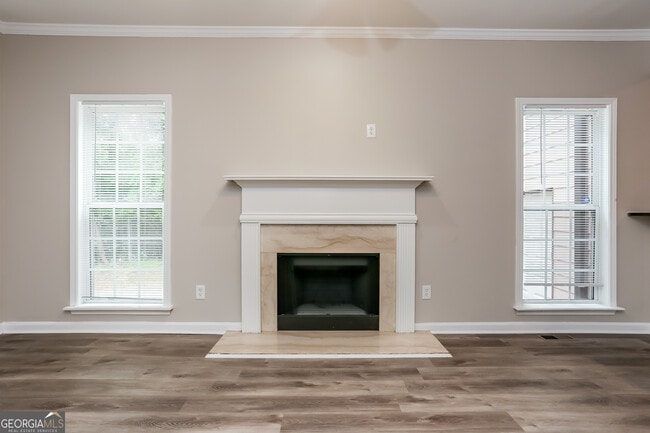 Photo - 2041 Pryor Rd SW