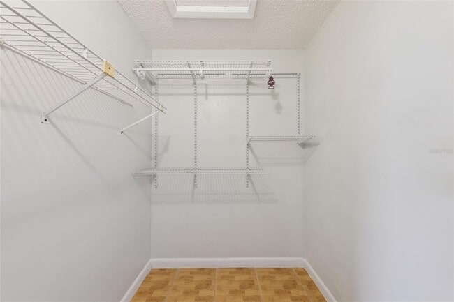 Photo - 2625 Mill Run Blvd