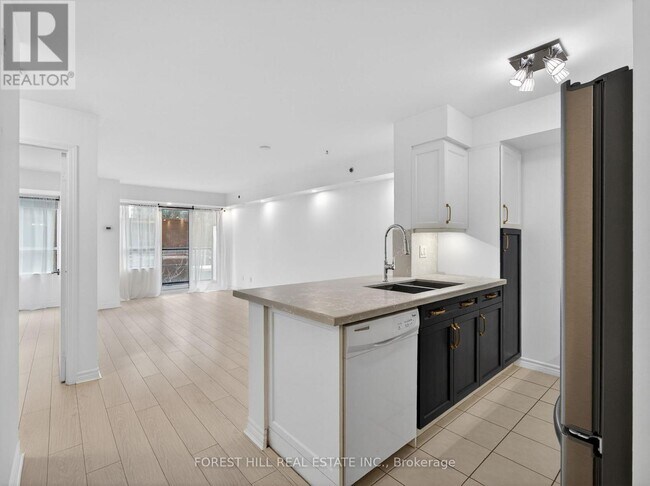 Photo - 35 Saranac Blvd Unité 224