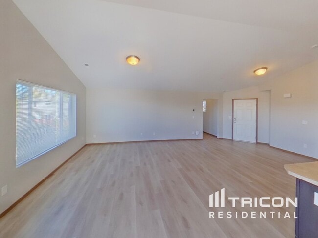 Photo - 1724 73rd Ave SE