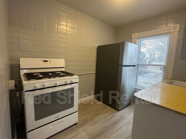 Photo - 113 N Hamilton St Unit Apt 2