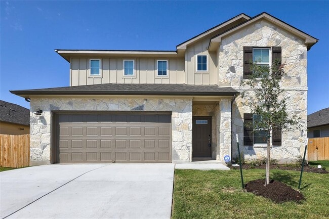 Building Photo - 117 Fairmeadow Downs Dr Rental