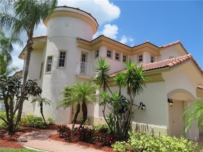 Photo - 19430 SW 30th St