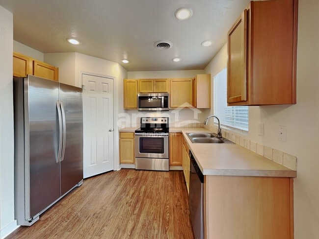 Photo - 19637 Cumberland Way