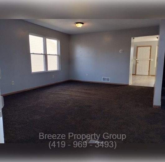 Building Photo - 205 W Chalmers Ave Rental
