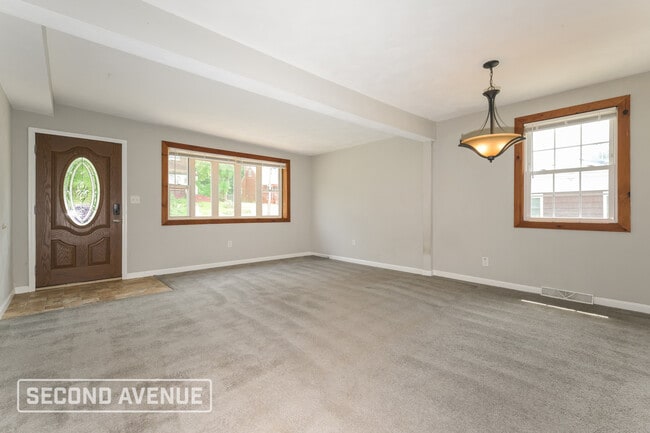 Photo - 431 Millers Ln