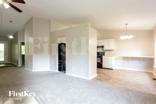 Photo - 274 Meadow Glen Dr