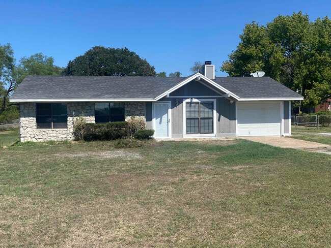 Building Photo - 574 J L Brazzil Loop