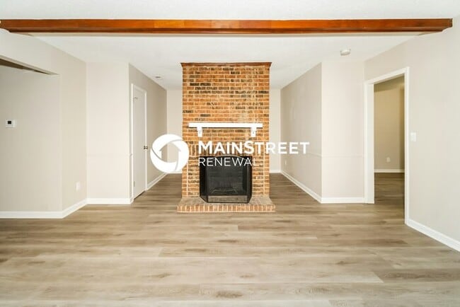 Photo - 3 Bedroom Pet-Friendly Home in Greensboro,...