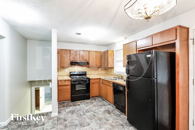 Photo - 434 Ashwood Dr