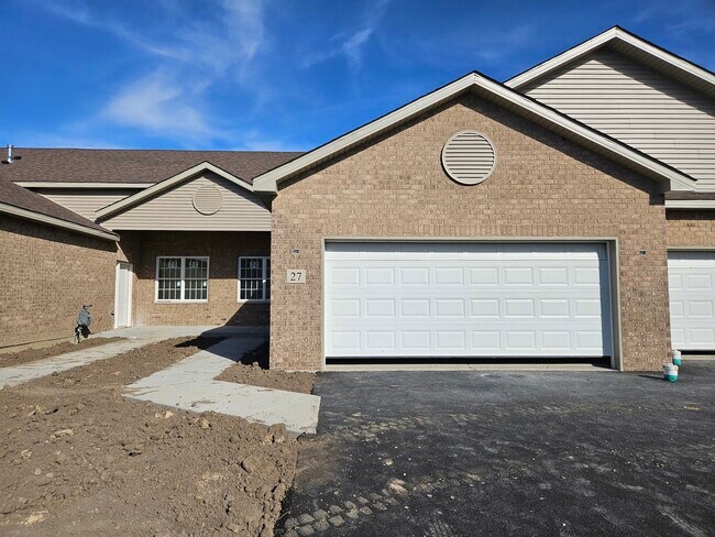 Photo - 27 Apollo Ct Townhome