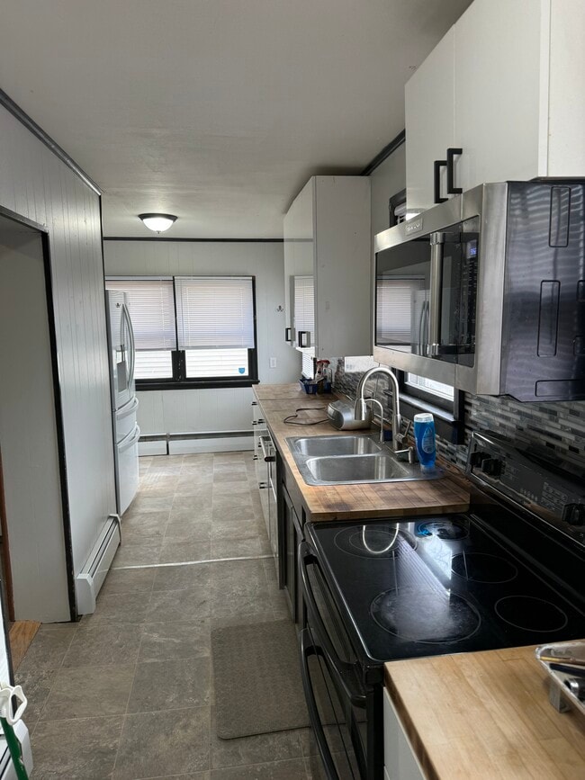 Photo - 46-101 E Hummelstown St