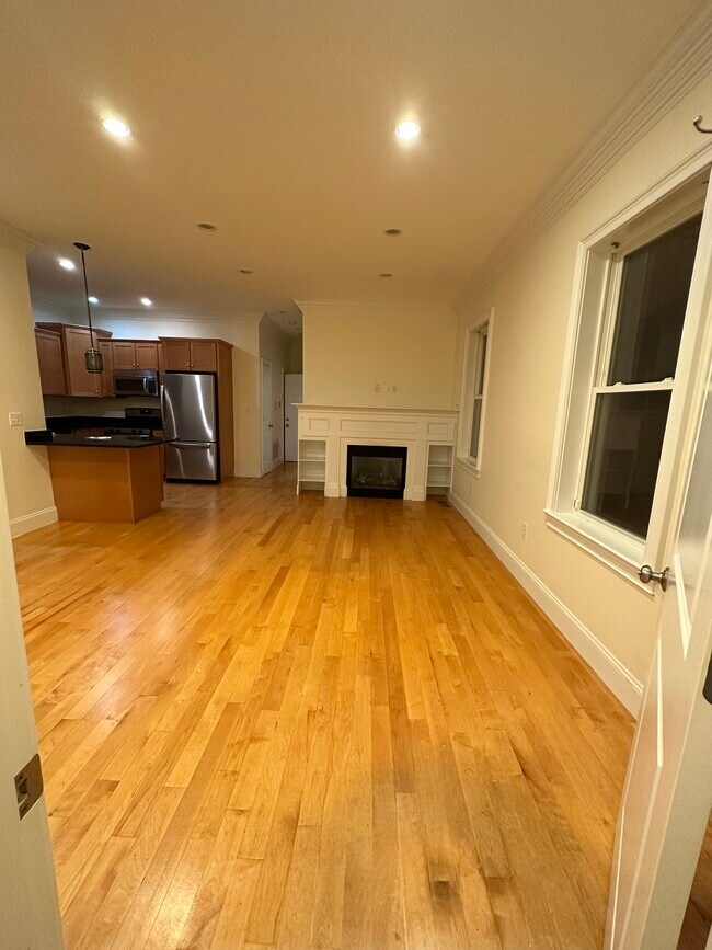 152 H St Unit 1