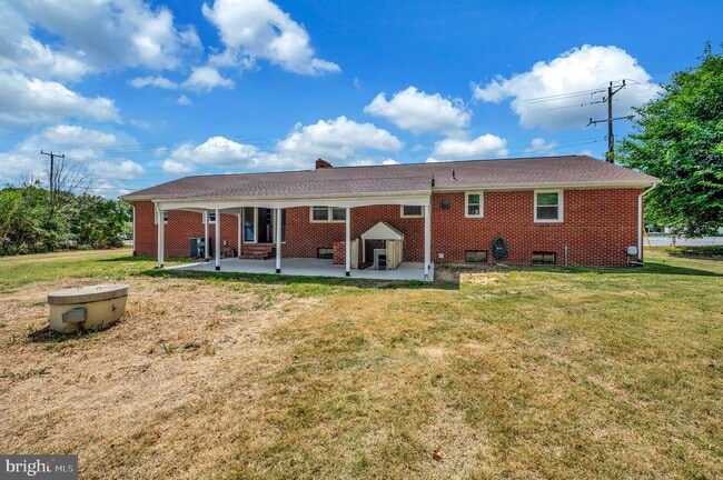 Photo - 1008 Garrisonville Rd
