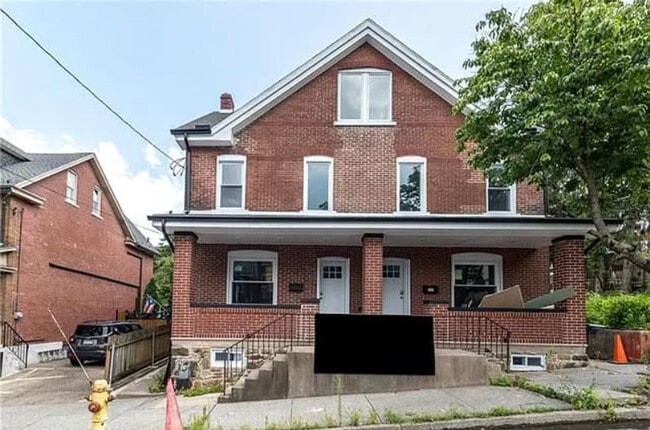 Beautiful Home- ready for move in! - Beautiful Home- ready for move in!