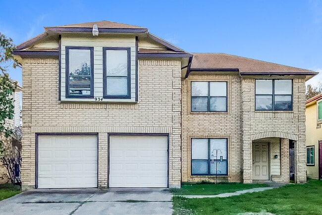 Building Photo - 934 Ashmount Ln