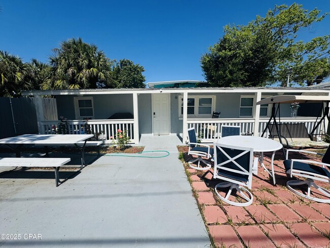 Building Photo - 203 Coronado Pl Rental