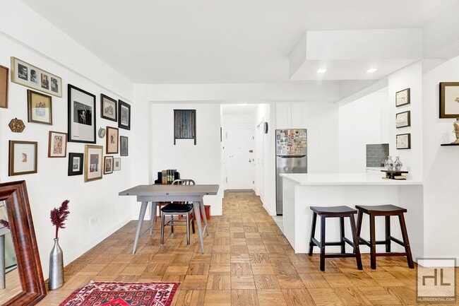 Photo - 333 E 46th St Unidad 14J