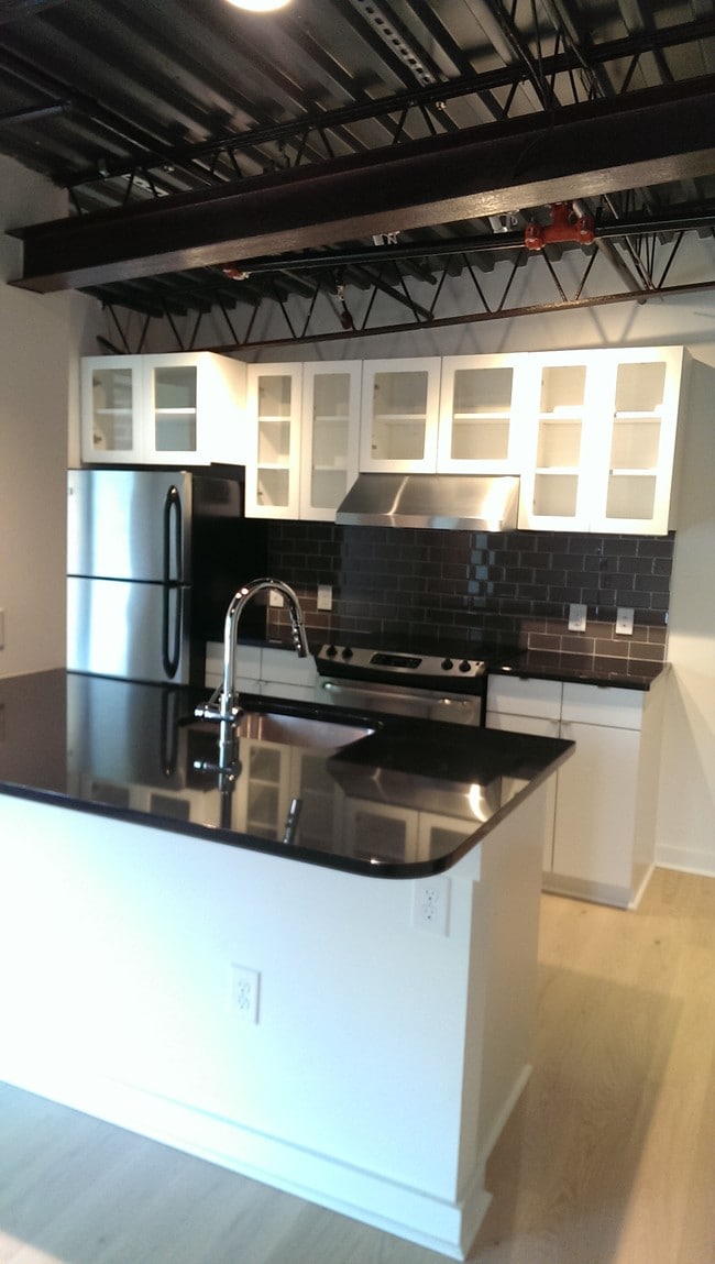 Photo - East End Theater Apartments