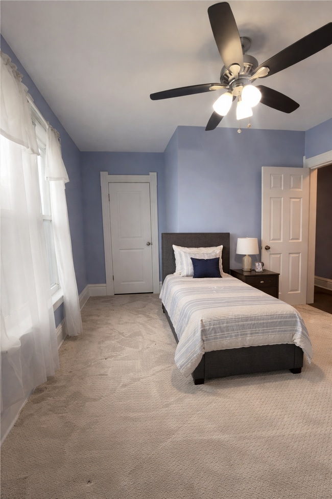 Photo - 523 Tracy Ave