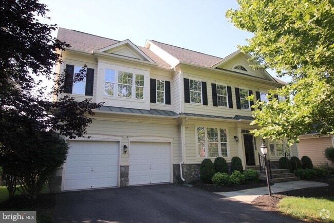 Building Photo - 44136 Riverpoint Dr Rental