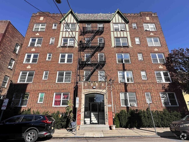 Building Photo - 160 Vroom St Unit 38 Rental