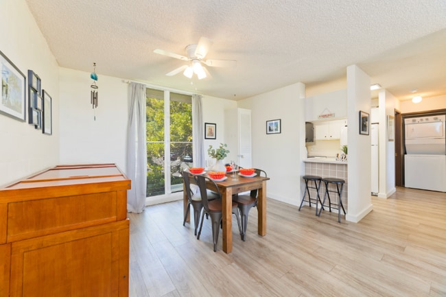 Photo - 78-7030-7030 Ali‘i Dr Unit Apt 405