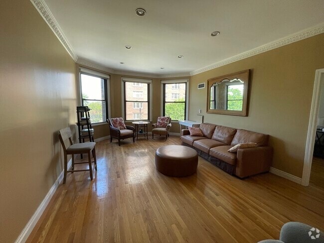Building Photo - 4 Charlesgate E Unit 304 Rental