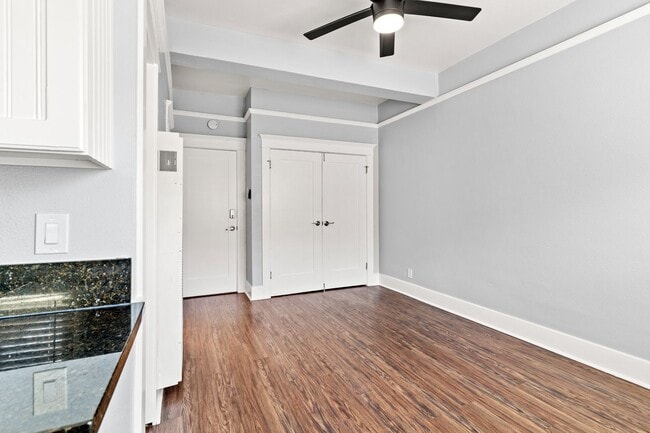 Photo - Elm Avenue Apartments