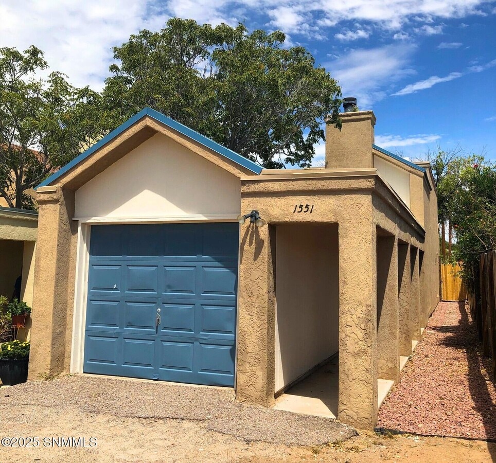 Photo - 1551 Elder St