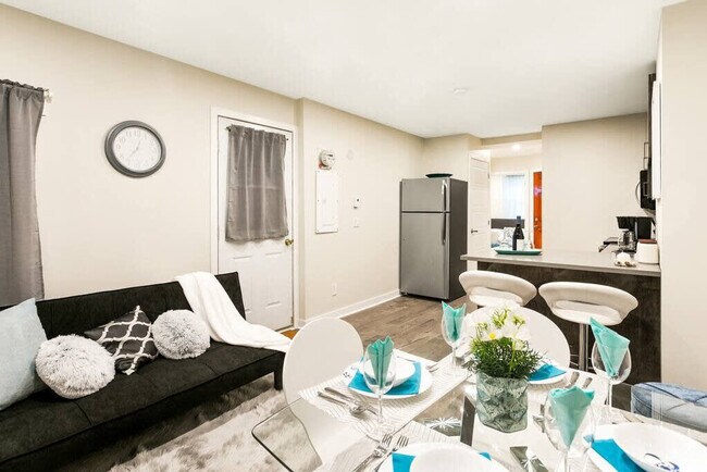 Photo - 57 Avenue Duluth O Unit FL2-ID1332409P